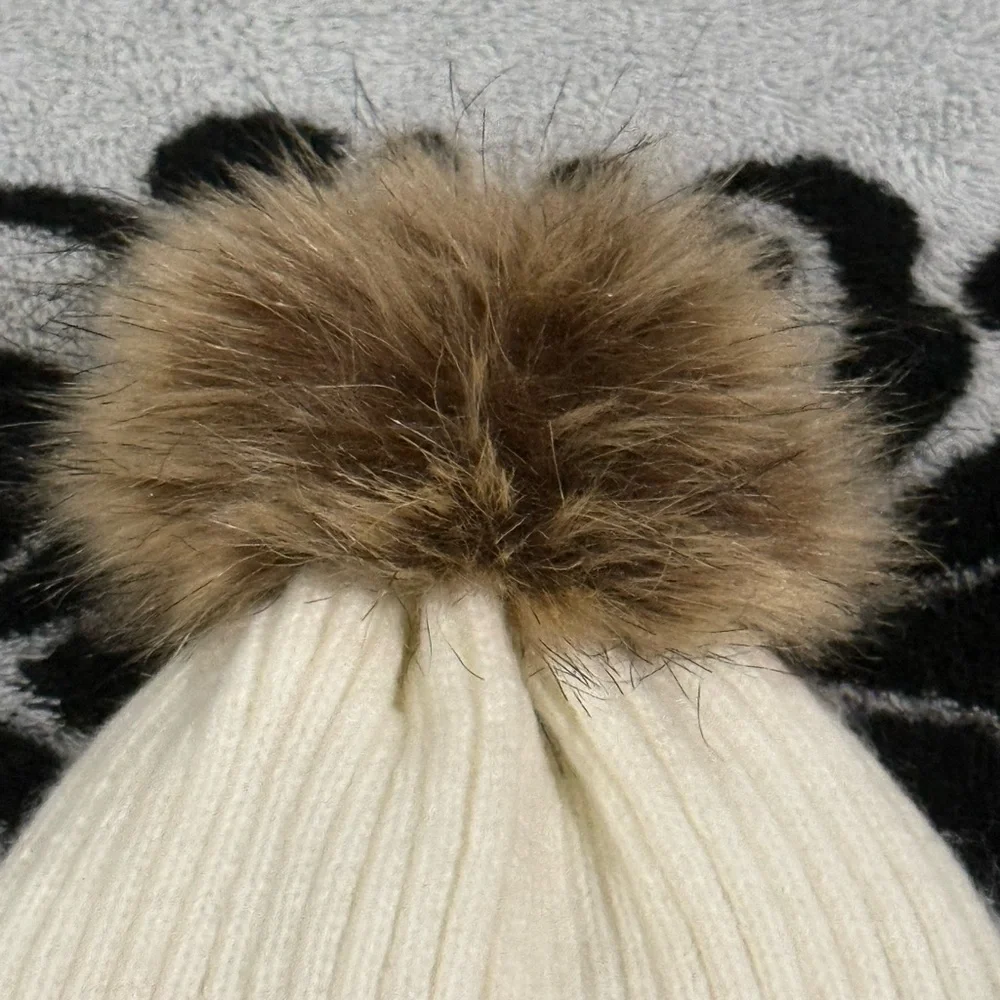 Lucky Brand Cream and Brown Ribbed Knit Hat with Pom-Pom OSFM NWT